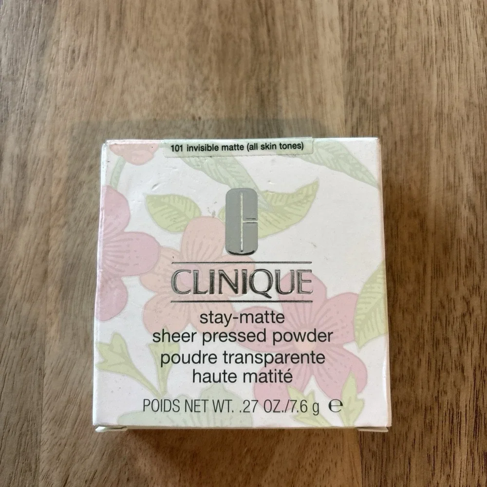 Clinique NEW Stay Matte Sheer Pressed Powder Oil-Free 101 Invisible Matte .27oz
